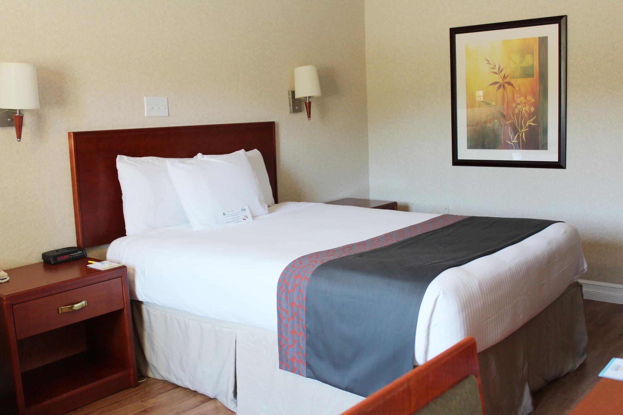Days Inn By Wyndham Bridgewater Conference Center Экстерьер фото