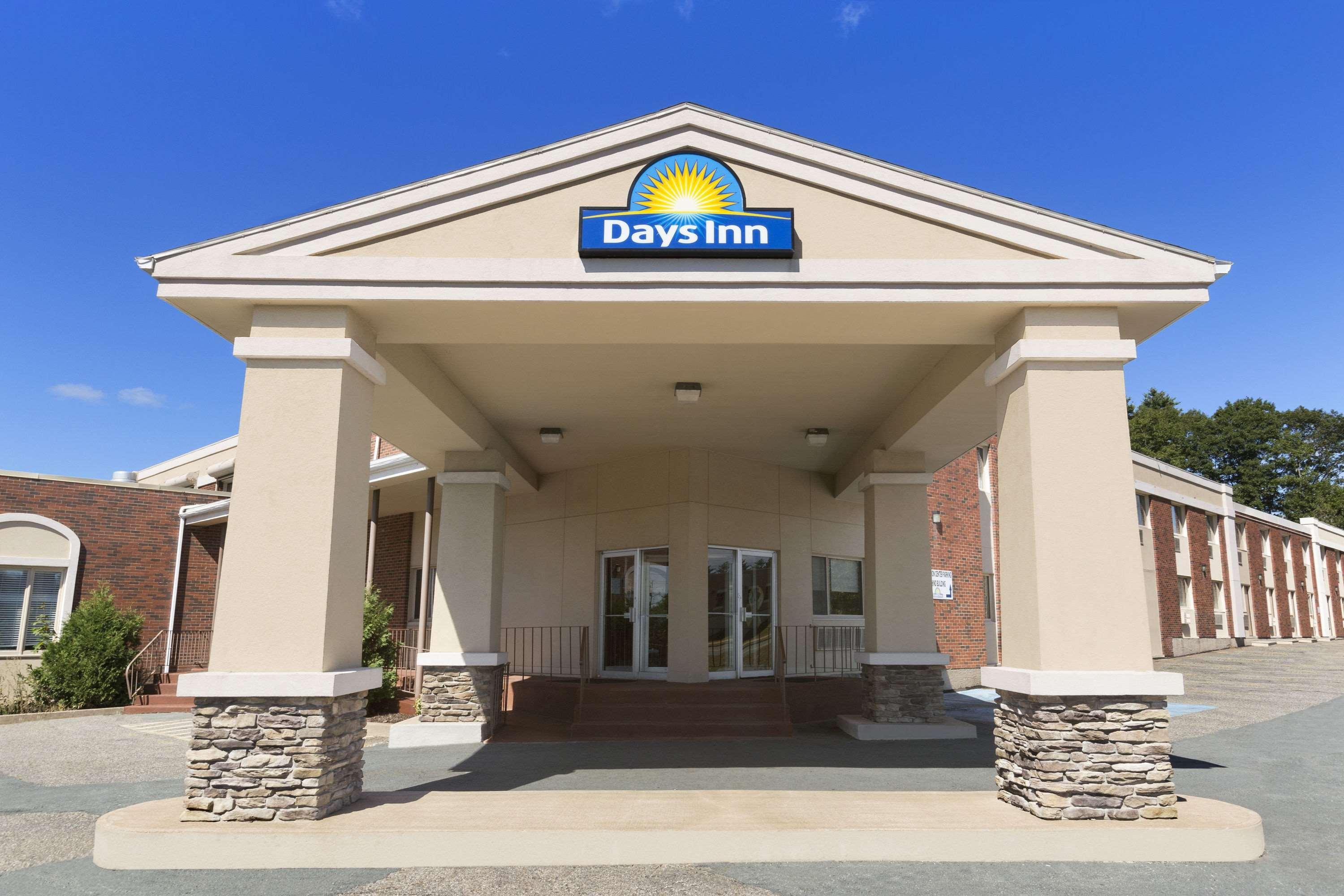 Days Inn By Wyndham Bridgewater Conference Center Экстерьер фото